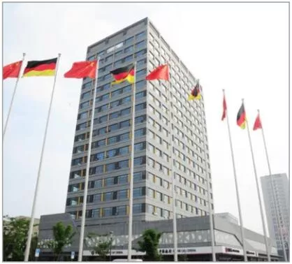 Taicang German Centre
Place： Taicang
Area：12000m²
Panel Type：OA PANEL